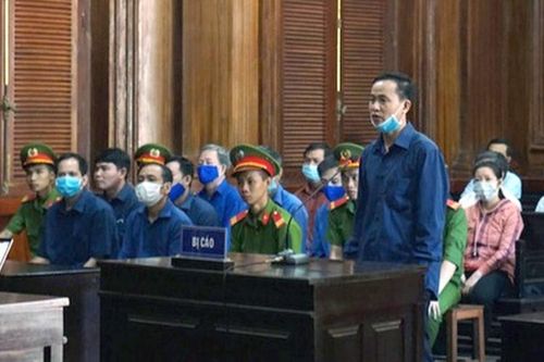 Cựu lãnh đạo Vinafood II: Nghẹn ngào nói lời sau cùng