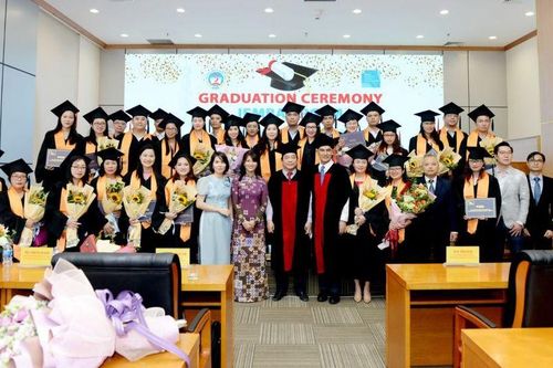 Đại học Quản trị Paris: Dấu ấn một thập kỷ đào tạo Sau Đại học tại Việt Nam
