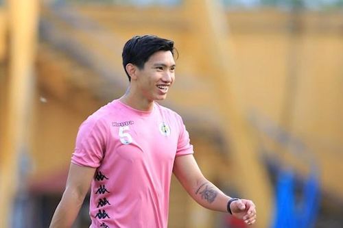 Đoàn Văn Hậu đã trở lại tập luyện cùng Hà Nội FC