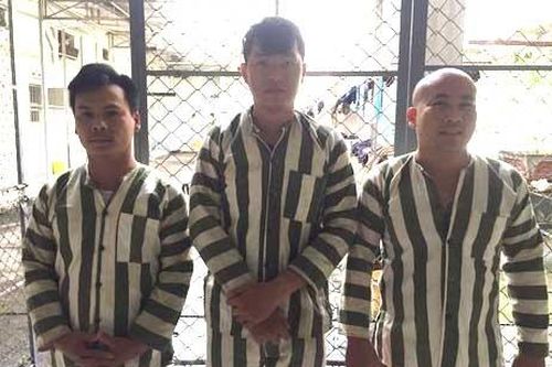 Tạm giữ 3 đối tượng bắt người, đập phá ô tô ở quận Gò Vấp