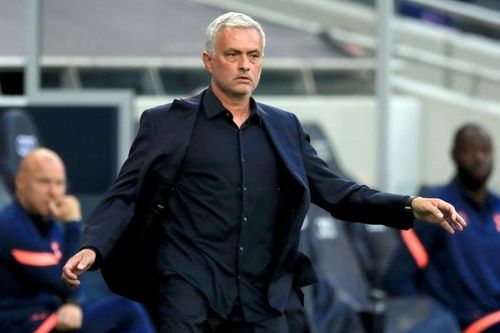 Tái ngộ Chelsea, HLV Mourinho ngậm ngùi 'buông súng'