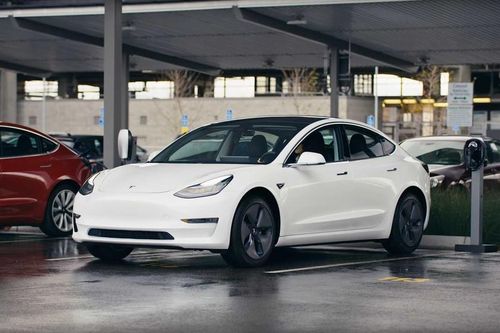 Xe điện tiết kiệm 50% phí bảo dưỡng so với ôtô truyền thống?