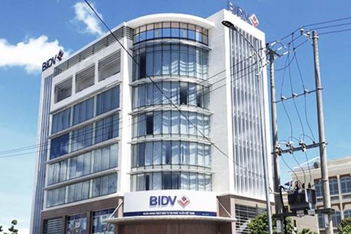 Phú Yên: Bắt 5 cán bộ ngân hàng