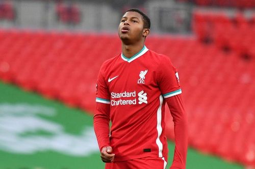 Liverpool bán 'lúa non' thu về cục tiền