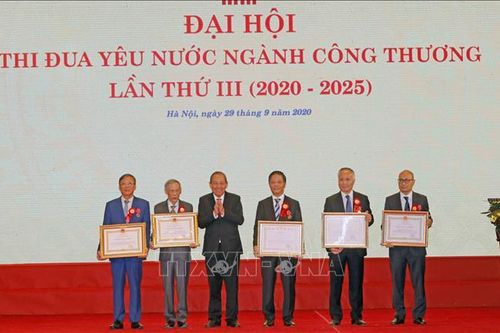 Phó Thủ tướng Trương Hòa Bình: Xác định thể chế là khâu đột phá quan trọng của ngành công thương