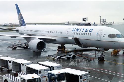 United Airlines đạt được thỏa thuận không sa thải 2.850 phi công