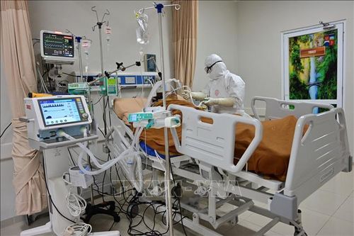 Số ca mắc COVID-19 ở Nga, Indonesia và Philippines tiếp tục tăng cao