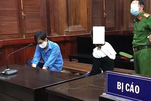 Vợ chồng vào tù vì đôi co với hàng xóm 'ma' men
