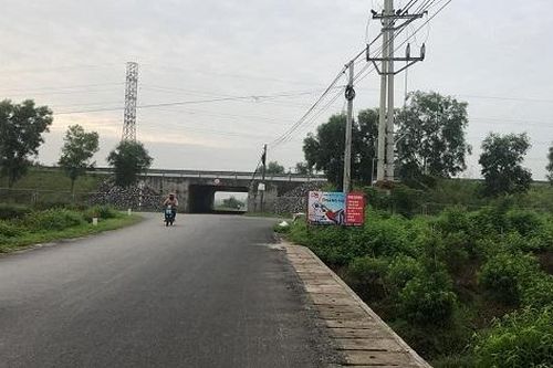 Hải Phòng: Phát hiện thi thể người đàn ông trên cột cao thế