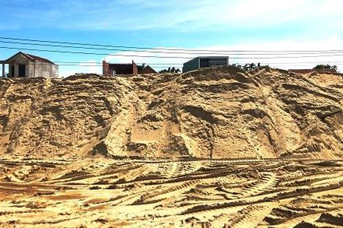 Sau kiểm tra, bãi trữ cát khủng trái phép vẫn 'án binh bất động'