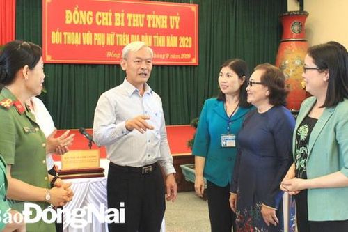 Quan tâm giải quyết những khó khăn, vướng mắc của phụ nữ
