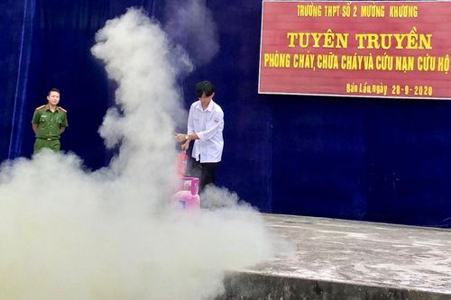 Tập huấn kỹ năng, tuyên truyền phòng cháy, chữa cháy trong trường học