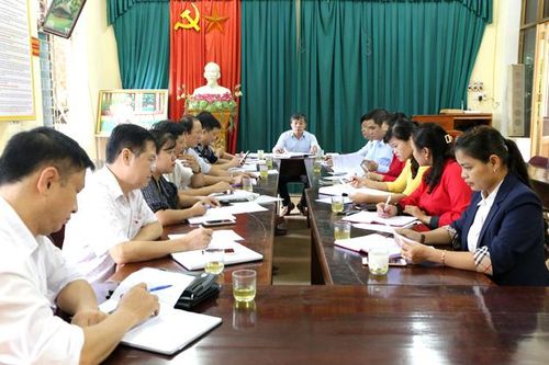Chiêm Hóa kiểm tra, giám sát việc triển khai nghị quyết đại hội đảng