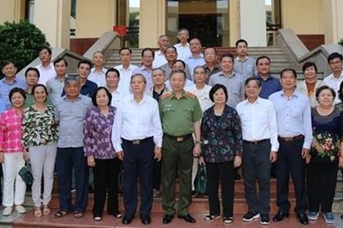 Bộ trưởng Tô Lâm gặp mặt đoàn CLB Công an hưu trí TP Hồ Chí Minh