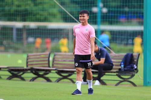 Đấu Thanh Hóa, Hà Nội FC tiếp tục mất Quang Hải?