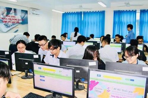 Thi tốt nghiệp THPT trên máy tính liệu có khả thi?