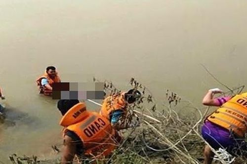 Rủ nhau đi câu cá, hai học sinh đuối nước thương tâm