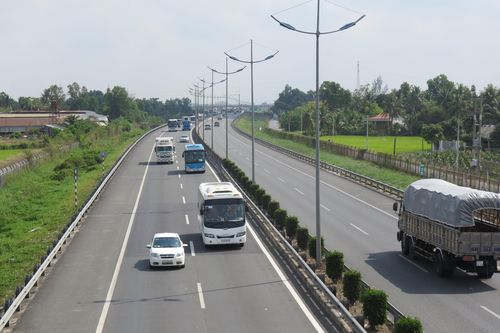 Cao tốc chuyển mình