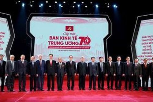 70 năm Ban Kinh tế Trung ương cùng đất nước phát triển