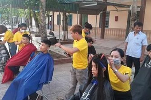 Cắt tóc từ thiện-hành trình yêu thương