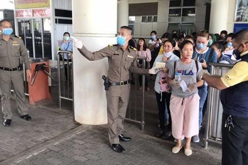 Thái Lan nỗ lực cứu dân