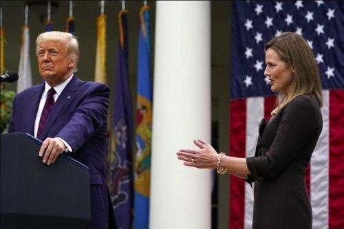 Bầu cử Mỹ: Tổng thống Trump và ông Joe Biden thử độ thiêng của 'lá bài' Thẩm phán Barrett
