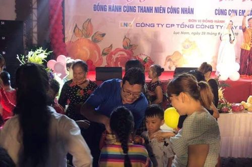 Tỉnh Đoàn Bắc Giang vận động hơn 1,5 tỷ đồng trao quà Trung thu cho trẻ khó khăn