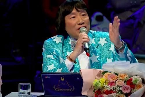 NSND Minh Vương bị phản ứng vì 'động chạm' đồng nghiệp trên sóng truyền hình