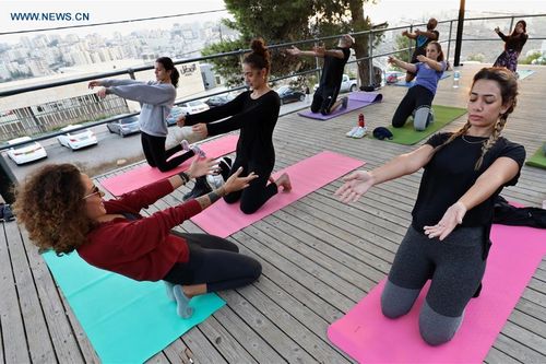 Yoga giúp cải thiện sức khỏe thể chất và tinh thần trong đại dịch COVID-19
