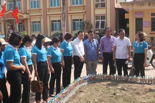 Phụ nữ Hưng Yên đẩy mạnh hoạt động giảm thiểu rác thải nhựa