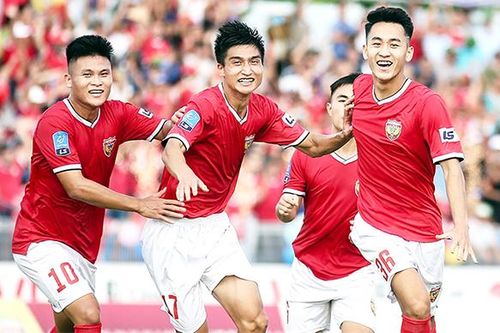 Ba suất lên chuyến tàu xuôi còn lại thuộc về đội nào?