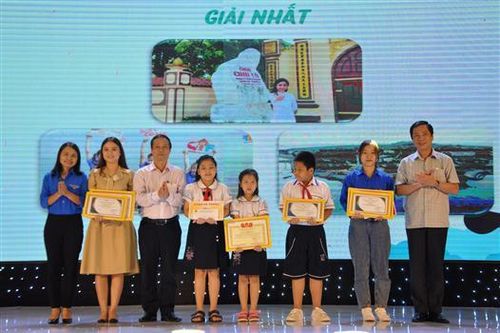Trao giải cuộc thi 'Đại sứ du lịch Quảng Trị' năm 2020