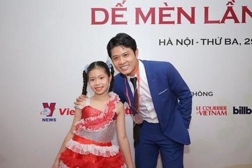 Nhạc sĩ Nguyễn Văn Chung nhận giải thưởng 'Khát vọng dế mèn'