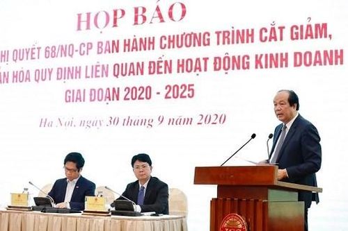 Vẫn còn nhiều thủ tục hành chính gây khó cho người dân, doanh nghiệp