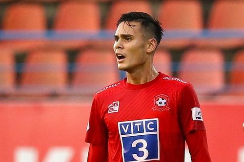 Việt kiều Adriano Schmidt mắc sai lầm