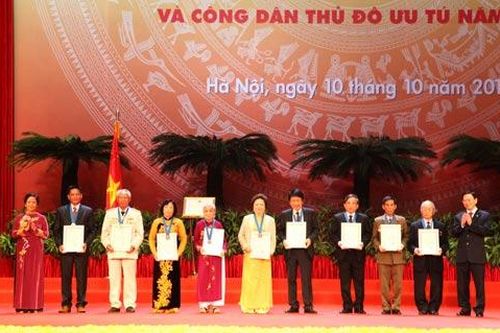 Hà Nội quyết định tặng thưởng danh hiệu 'Công dân Thủ đô ưu tú' năm 2020 cho 10 cá nhân