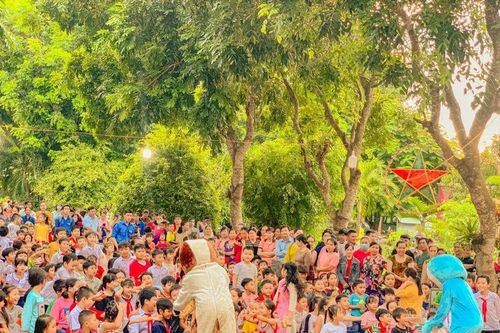 Mang Trung Thu đến trẻ em vùng xa