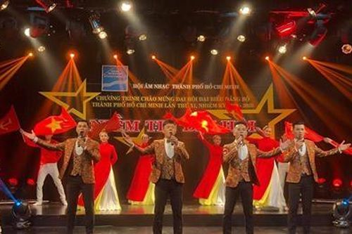 Chương trình nghệ thuật 'Niềm tin đại hội'