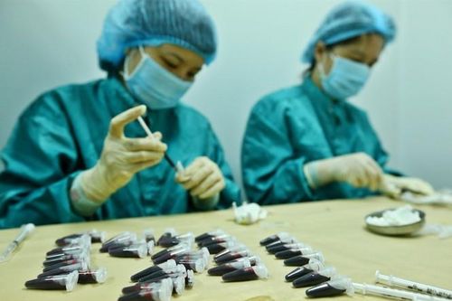 Việt Nam sẽ có cơ hội tiếp cận vắc xin ngừa COVID-19 sớm