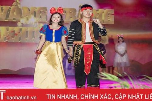 Phụ huynh Mầm non Trung Kiên hóa thân nhân vật cổ tích, mang niềm vui trung thu cho con