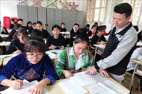 Ngôi trường thắp sáng ước mơ cho học sinh vùng khó