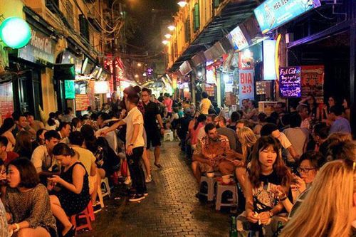 Đề xuất được triển khai mô hình kinh tế ban đêm tại quận Hoàn Kiếm trong quý IV/2020