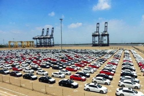 Tháng 9, ô tô nhập khẩu tăng mạnh tới hơn 35%