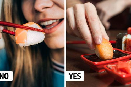 9 món ăn tưởng như ai cũng biết cách ăn nhưng lại ăn sai cách