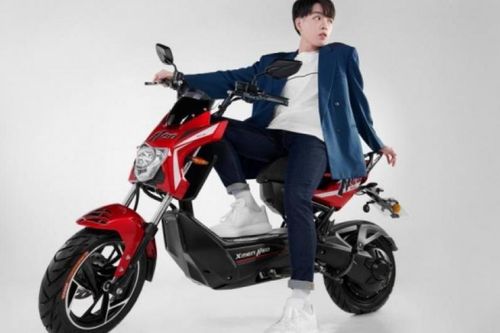 Xe máy điện thể thao YADEA X5 ra mắt giá 21,99 triệu đồng