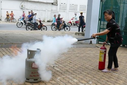 Mang trung thu đến với trẻ em kém may mắn