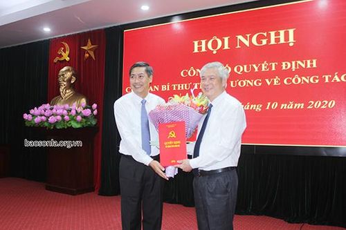 Hội nghị công bố các quyết định về công tác cán bộ