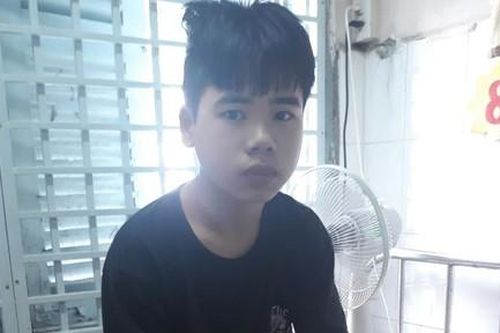 Xin cứu giúp cháu bé bị u não có hoàn cảnh bi đát!