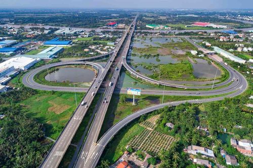 Long An thu hồi chủ trương đầu tư, chấm dứt hoạt động 10 dự án trễ tiến độ