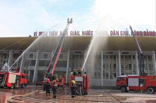 Diễn tập chữa cháy và cứu nạn, cứu hộ tại Cung Văn hóa lao động hữu nghị Việt - Xô